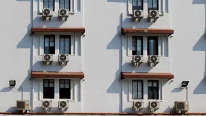 Segmentul care a tras în jos construcţiile în luna august. România „duduie”, totuşi, la un capitol