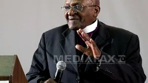 Desmond Tutu, laureat al Nobelului pentru Pace, spitalizat pentru a treia oară în ultimele luni