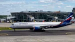 Aeroporturile din Rusia au fost închise de 993 de ori într-o singură lună. Este cel mai grav bilanț de la începutul invaziei