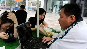 China îşi face bază de date cu utilizatorii de internet