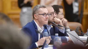 Stelian Ion (USR): Declararea stării de alertă prin care se restrâng drepturi fundamentale este cras neconstituţională
