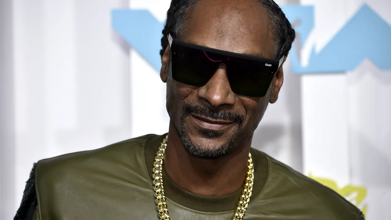 Rapperul Snoop Dogg va avea parte de un film biografic pe marele ecran