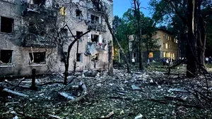 Rusia lansează unul dintre cele mai mari atacuri aeriene asupra Ucrainei. Peste 500 de drone și zeci de rachete au vizat opt regiuni