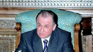 27 septembrie şi 11 octombrie 1992 - FDSN şi Ion Iliescu câştigă alegerile