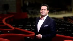Un pas mic pentru Filarmonica George Enescu, dar un salt uriaș pentru cultura română: numirea dirijorului american Robert Treviño