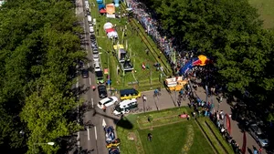 Prima Evadare: Aproape 3000 de ciclişti au evadat din Bucureşti duminică - FOTO