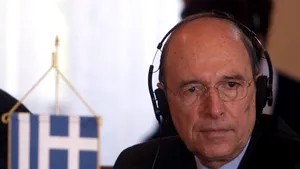 Fostul premier grec Costas Simitis a murit la vârsta de 88 de ani