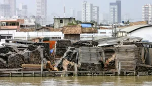 Un grup armat s-a năpustit într-un bar din Brazilia şi a deschis focul/ Cel puţin 11 persoane au fost ucise