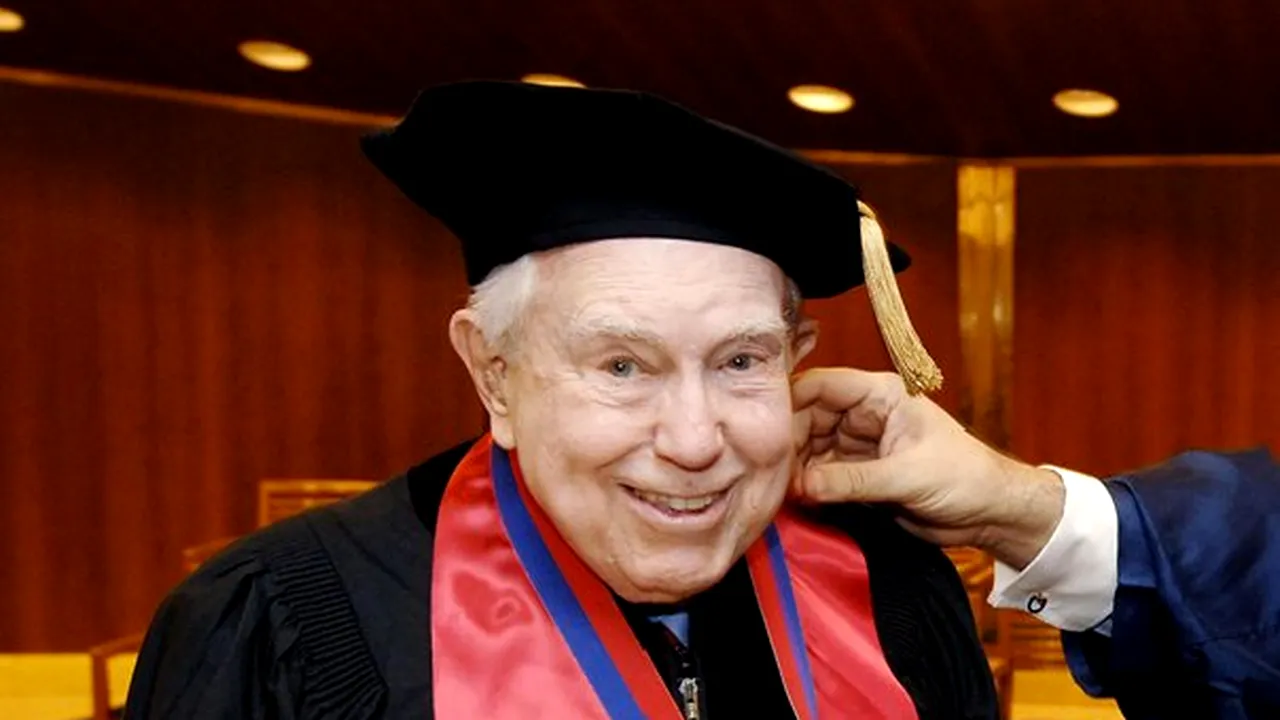 Compozitorul american Elliott Carter a murit la vârsta de 103 ani