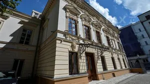 Casa Cesianu, deschisă după ce 67 de ani a fost folosită ca depozit pentru colecţii de artă - GALERIE FOTO