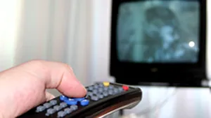 Scenele din filme cu persoane care suferă un infarct induc oamenii în eroare