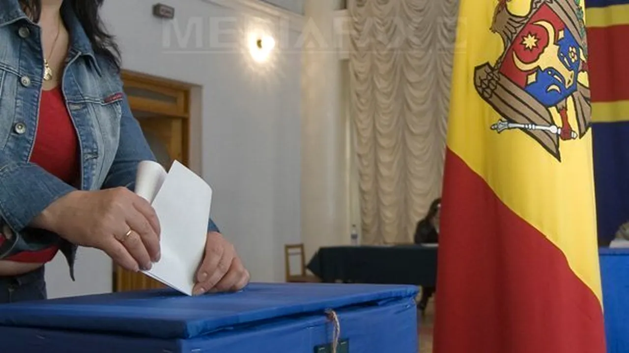 Alegătorii din Republica Moldova au început să voteze pentru alegerile parlamentare