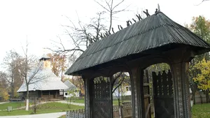 Iohannis a conferit Muzeului Satului, la 80 de ani de la înfiinţare, Ordinul Meritul Cultural 