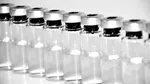 Inteligența artificială ar putea elimina una dintre marile probleme ale vaccinurilor ARNm