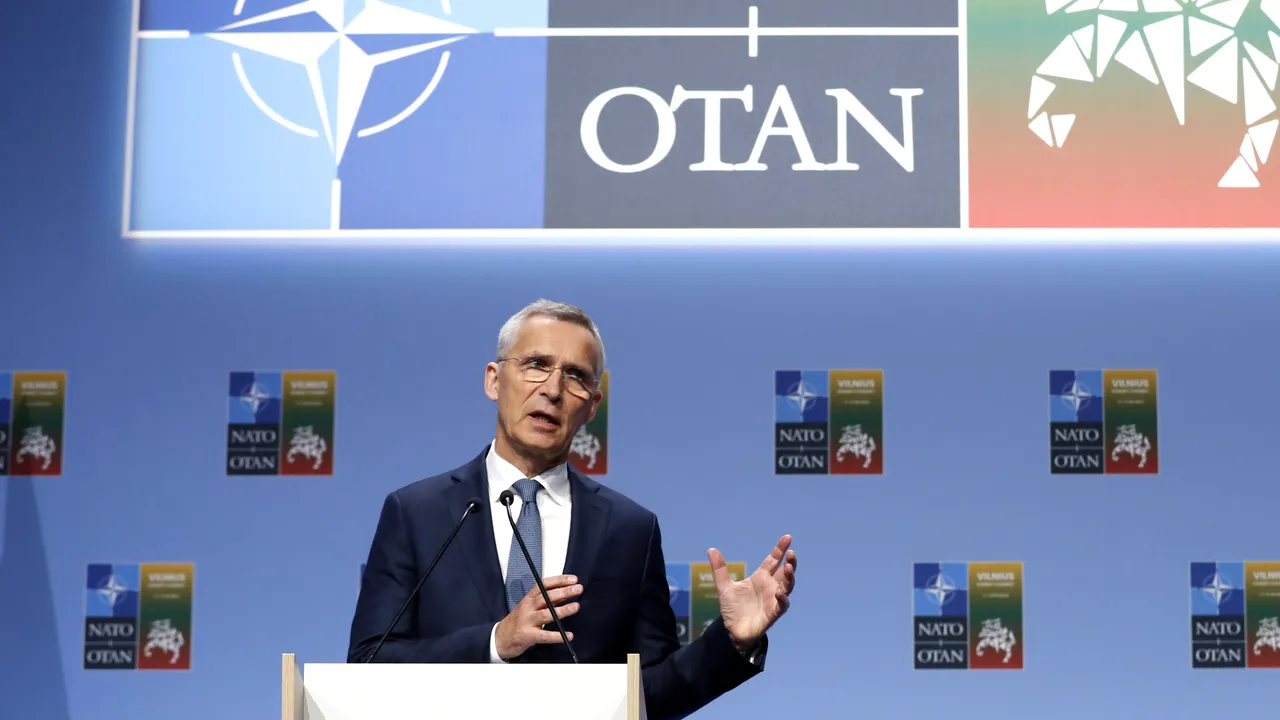Şeful NATO, la Kiev: nu există dovezi că au fost atacuri deliberate asupra României