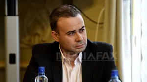 Guvernul asigură că adoptă săptămâna viitoare, prin OU, noile reglementări privind piaţa de capital