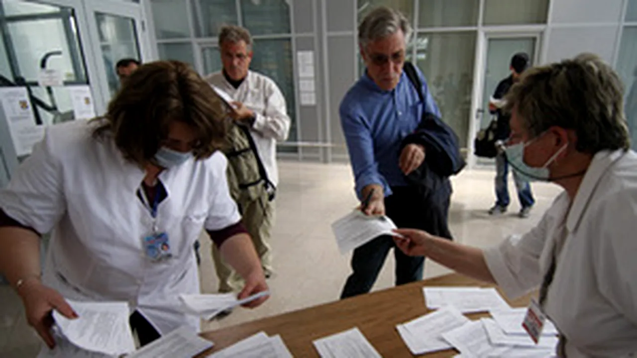 Plane Passengers Failing To Fill In Form On Health To Face Criminal Charges – Romanian Health Min