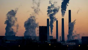 Experți: Planurile Chinei de reducere a emisiilor sunt prea slabe pentru a evita o catastrofă