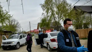 Un fugar ”insistent” s-a ales cu dosar penal. Tânărul întors din străinătate a sfidat de 3 ori măsurile de izolare şi carantină