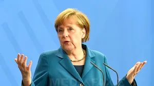 Merkel aşteaptă ca Marea Britanie să ajungă la o poziţie clară în negocierile cu UE