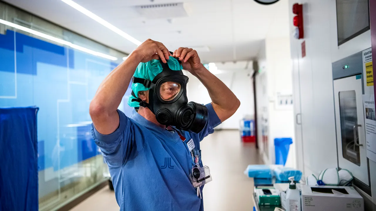 Strategia controversată anti coronavirus a Suediei. Ţara a depăşit azi un prag important al deceselor COVID-19