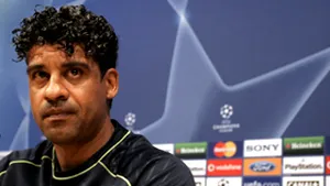 FC Barcelona dezminte despărţirea de Rijkaard