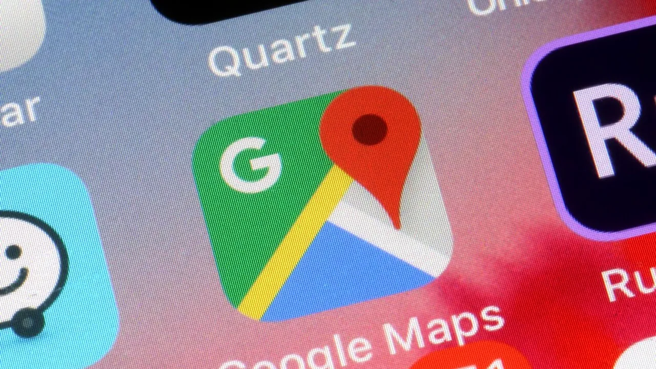 Lupta cu schimbările climatice: Google Maps va începe să direcţioneze şoferii către rute „ecologice”. Când va fi lansată noua funcţie