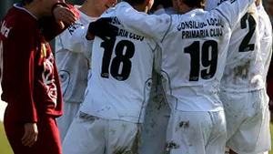 Zsolt Szilagyi a fost operat la Bologna