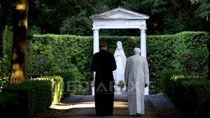 Castel Gandolfo, refugiul lui Benedict al XVI-lea în timpul Conclavului