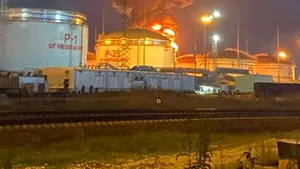 Atac cu drone ruseşti la un depozit de petrol din centrul Ucrainei. S-a provocat un incendiu uriaş - procurori