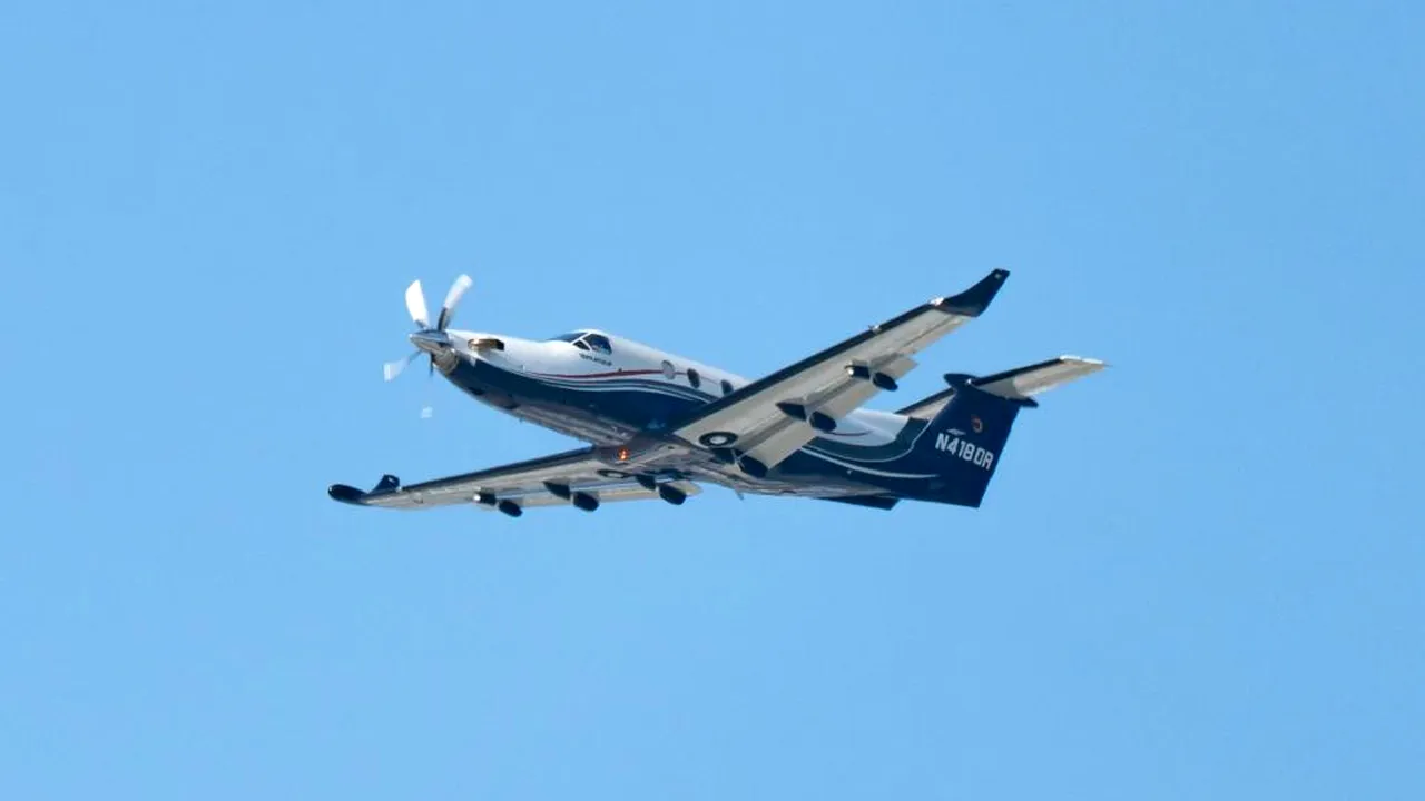 Cinci persoane au murit după ce un avionul în care erau s-a prăbuşit în Nevada