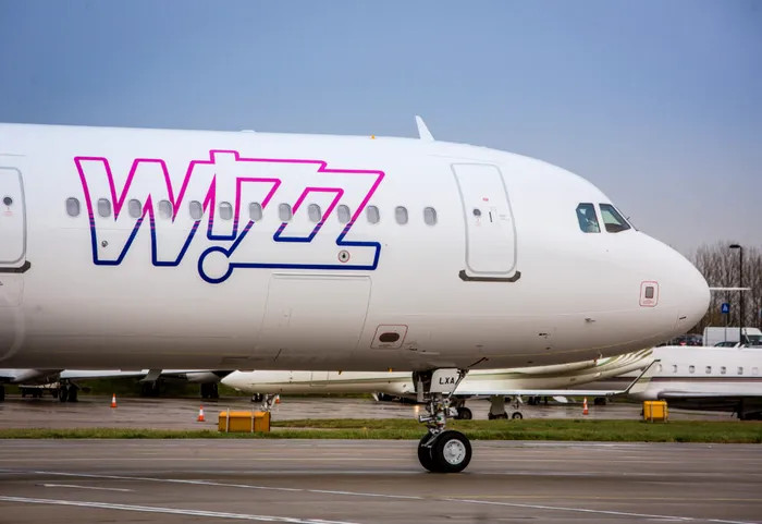 Exclusiv Ce s-a întâmplat cu aeronava Wizz Air sub cabina căreia au izbucnit flăcări acum o săptămână? Răspunsul oficial al operatorului aviatic low-cost din Ungaria