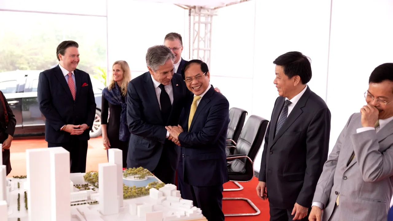 SUA şi Vietnam se angajează să îmbunătăţească legăturile diplomatice, pe fondul tensiunilor cu China