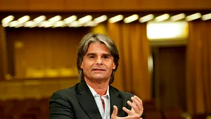 Dirijorul român Ion Marin dirijează, duminică, orchestra Filarmonicii din Sankt Petersburg