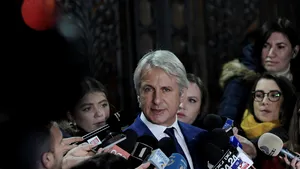 Teodorovici: O asumarea a răspunderii Guvernului pe legea bugetului este neconstituţională