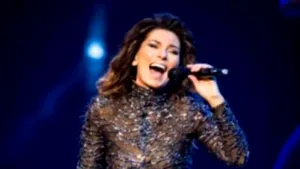 Shania Twain, din nou pe scenă după 8 ani. Cum arată acum cântăreaţa şi ce piese a interpretat - FOTO,VIDEO