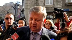 Căşuneanu rămâne cu interdicţia de a părăsi ţara şi cu sechestrul asigurator pe 200.000 de euro
