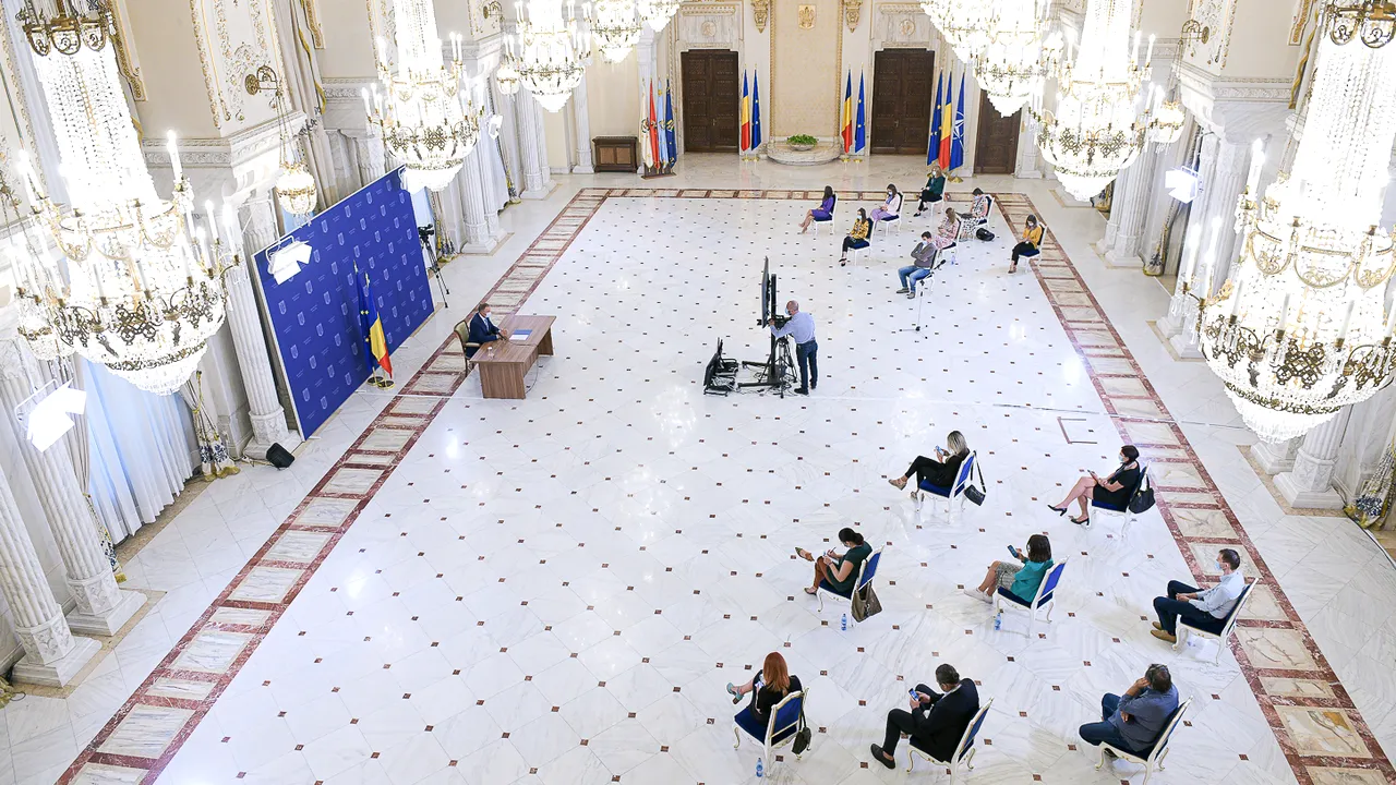 COMENTARIU Lelia Munteanu: „Pentru a avea mai mulţi bani, trebuie să ne străduim cu toţii mai mult”