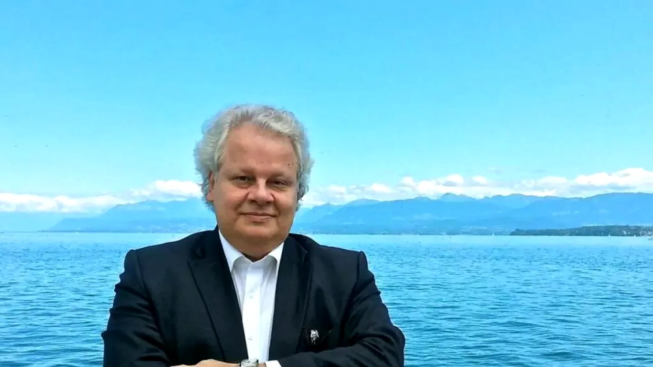 Democraţia nu se dăruieşte, nu o primeşti cadou, se revendică!