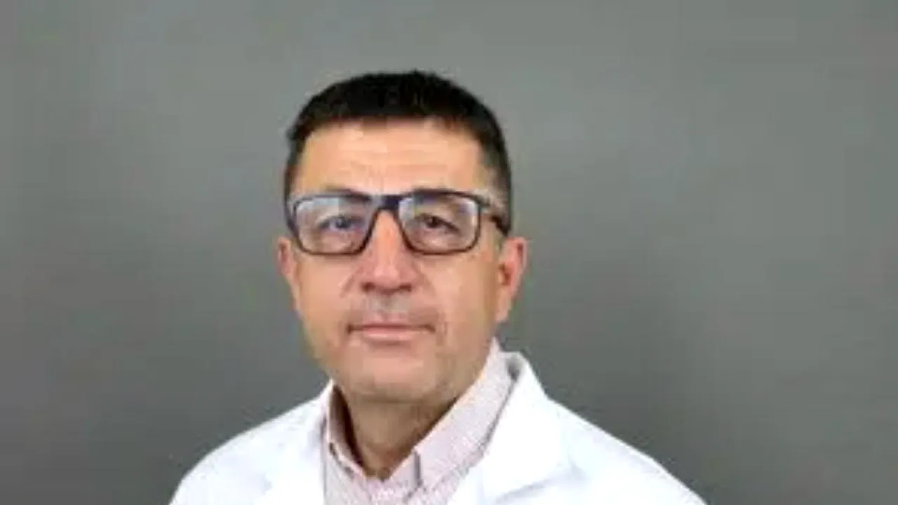 UPDATE: Ce presupune intervenția pe care o va suporta marți Mircea Lucescu și cine este medicul venit din Franța care îl va opera / Cum se simte antrenorul român?