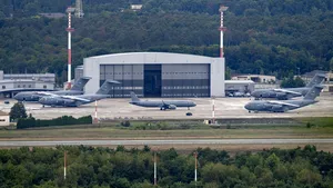 Drone neidentificate reperate deasupra bazei aeriene americane Ramstein din Germania