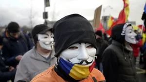 AUR renunţă la protestul împotriva certificatului COVID. Noua zi de ieşit în stradă anunţată de liderul George Simion