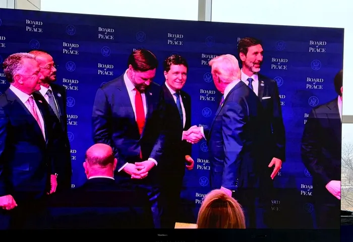 LIVE UPDATE Nicușor Dan participă la reuniunea inaugurală a Consiliului Păcii. Donald Trump l-a invitat pe președintele României să aibă o intervenție