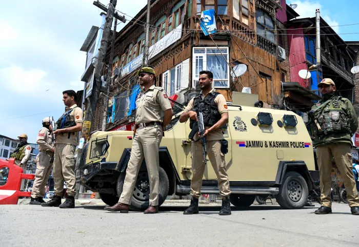 Lumea răsuflă ușurată: India și Pakistan au convenit o încetare a focului imediată