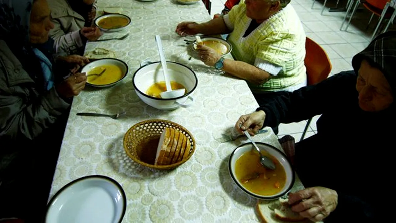 ALEGERI LOCALE 2012: Secţii de votare în cantine, puncte termice, săli de nunţi, magazine, policlinici