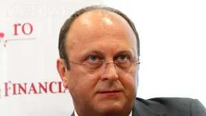 CONFERINŢĂ ZF - Şucu: Românii ies mai rar la restaurant, dar invită prietenii acasă. Vânzările de mese mari au crescut