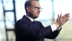 PSD îi cere lui Dominic Fritz să demisioneze de la conducerea USR: „Să renunțe la sinecura de la partid, plătită cu mii de euro din banii de subvenție ai USR”