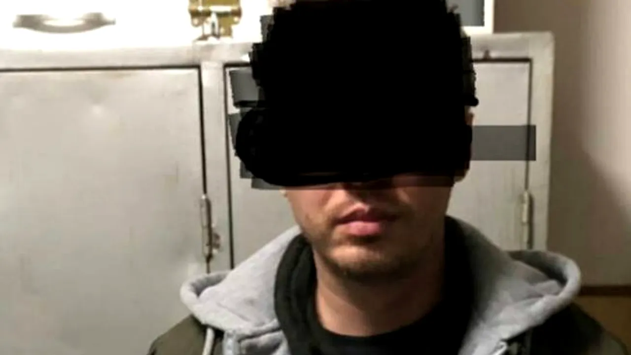 Omul cu mai multe identităţi, descoperit întâmplător de jandarmi. „Avea un comportament suspect”