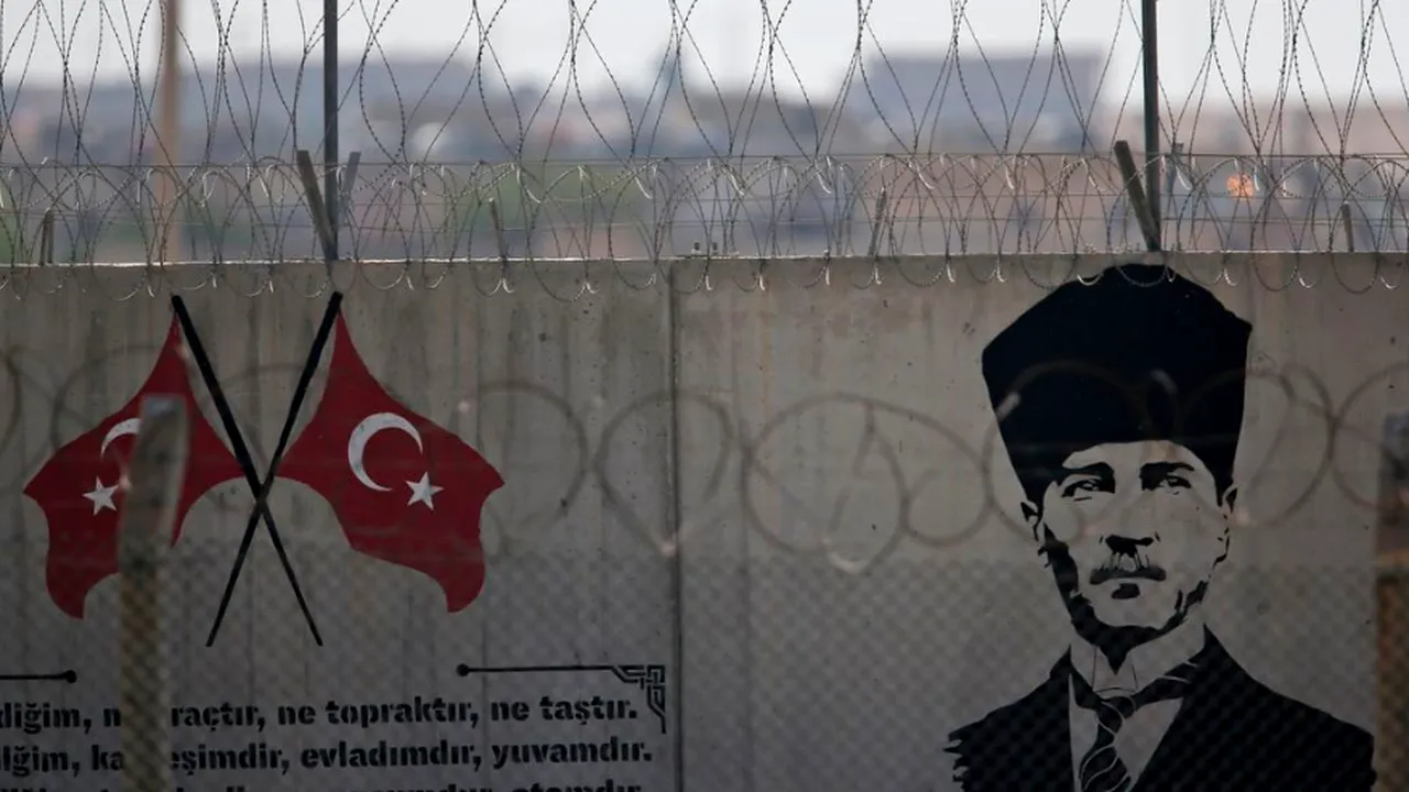 Erdogan susţine că un militar turc a murit în urma bombardamentelor efectuate de forţele guvernamentale siriene