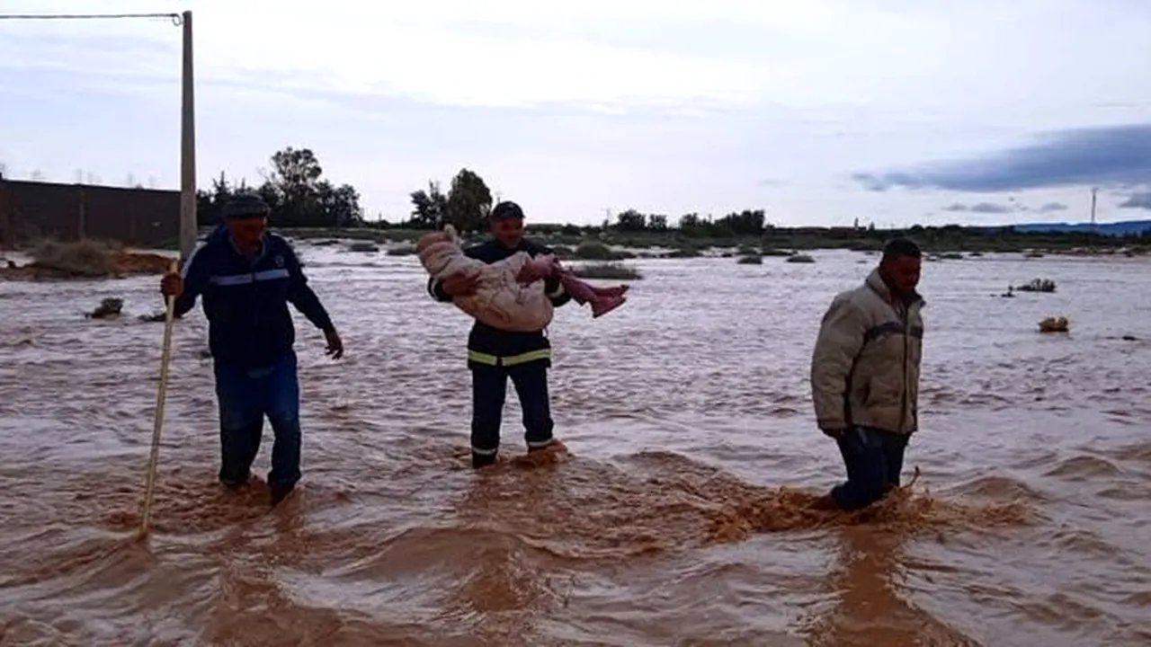 Inundaţii devastatoare în Algeria: cinci morţi şi peste 100 de răniţi